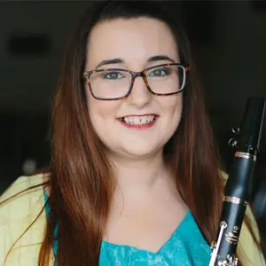 Catherine Standridge teaching her music class